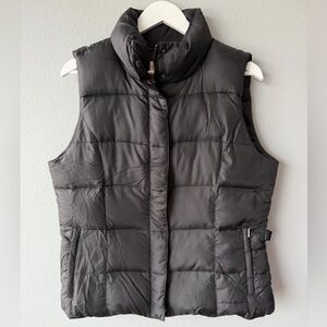 Eddie Bauer black goose down filled full zip puffer vest Women’s sz M